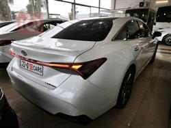 تويوتا أفالون